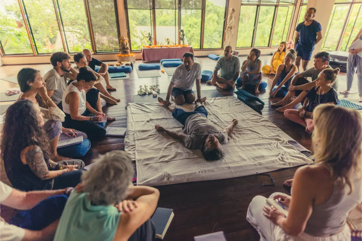 Thai Massage and Osteopathy Pau Castellsague3